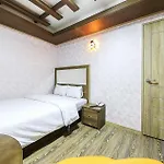 Sheel Motel